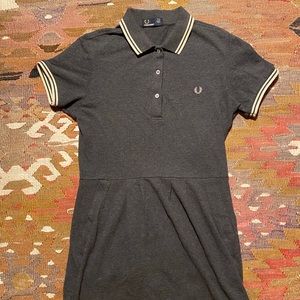 Fred Perry Polo Dress Gray Beige Wreath Sz 8